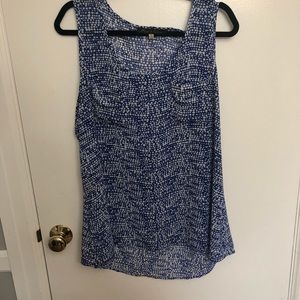 Tank top blue and white dots